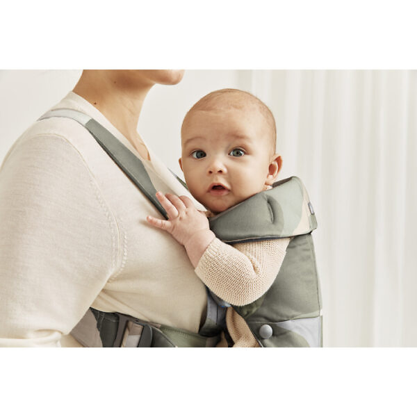 Marsupiu anatomic BabyBjorn Mini cu pozitii multiple de purtare khaki green bumbac 7